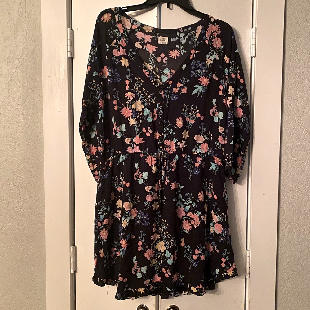 O’Neil, 3/4 sleeve, black, floral, dress!
